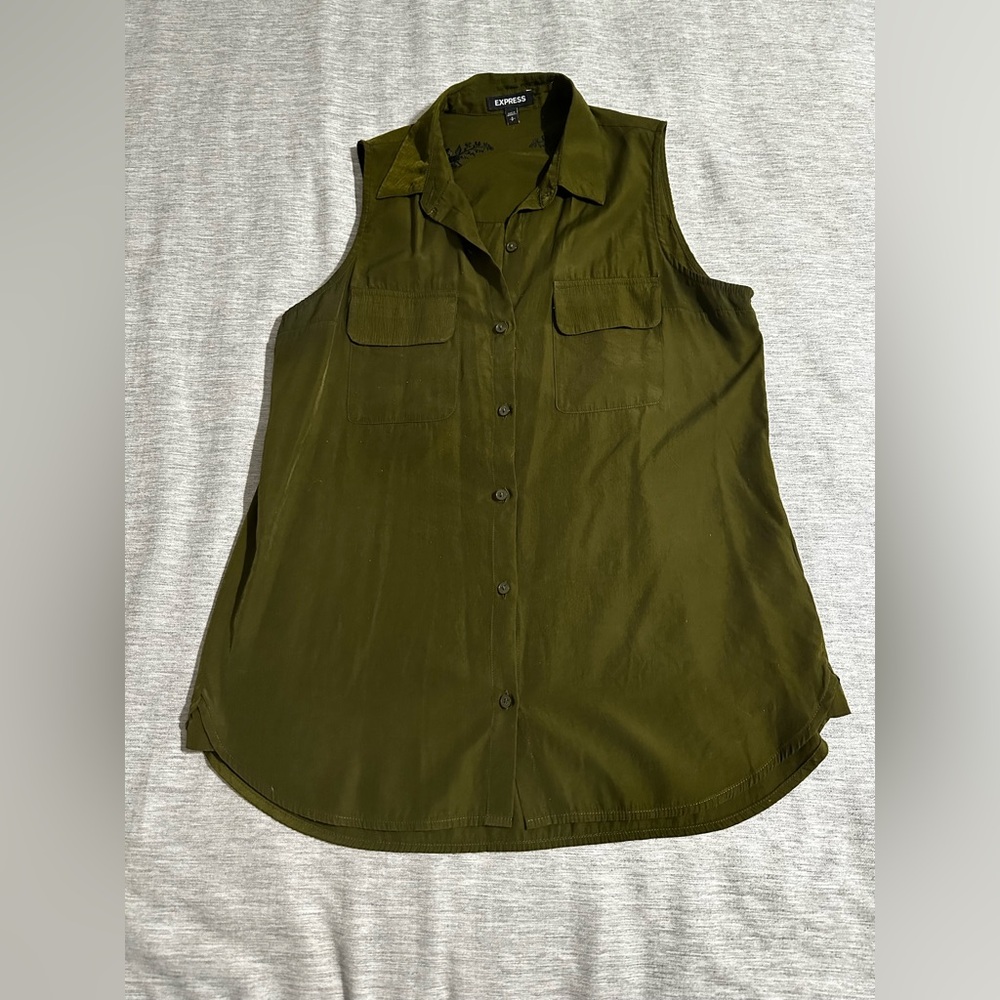 Express button up